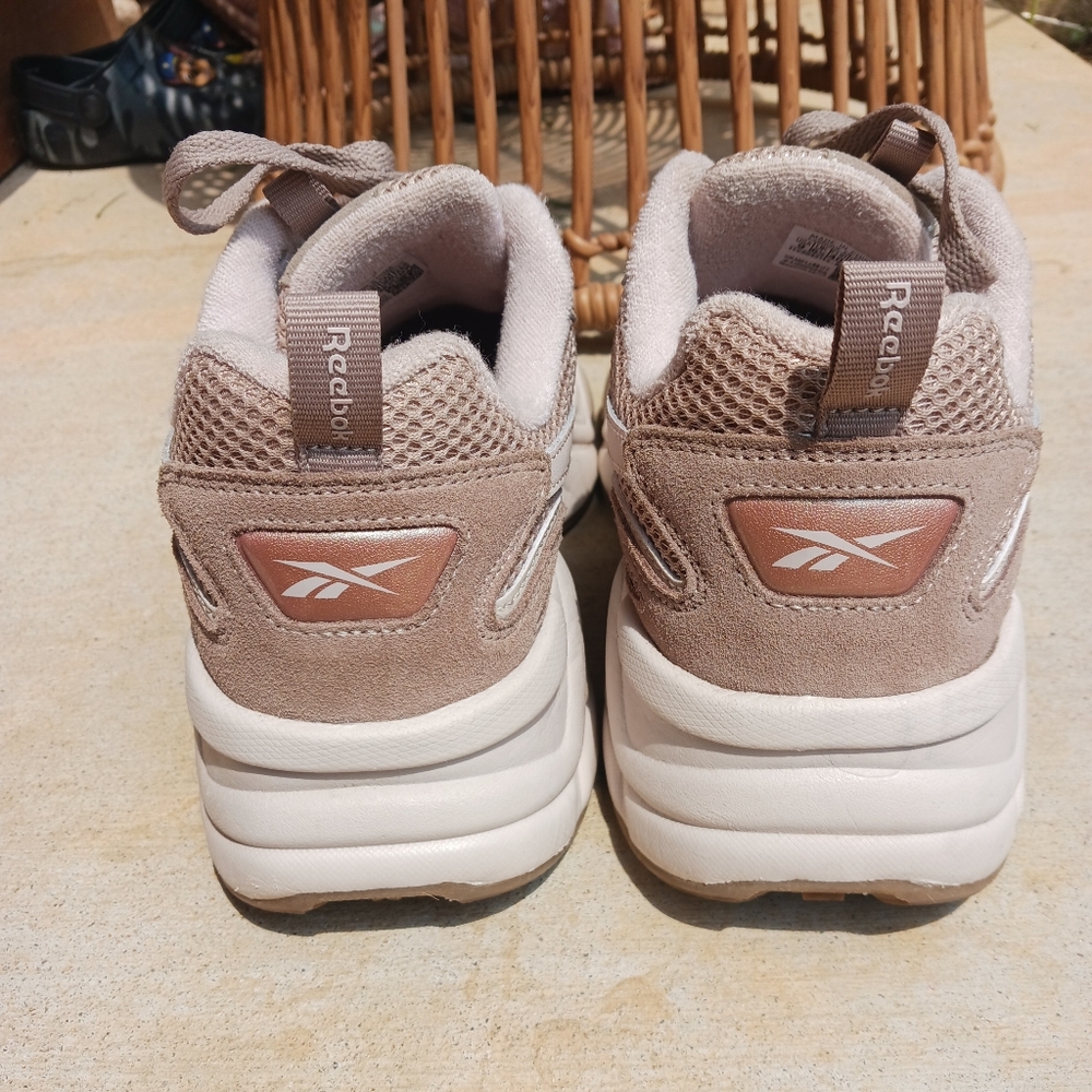 Reebok Charge Beige and Cream Chunky Sneakers - Picture 2 of 4